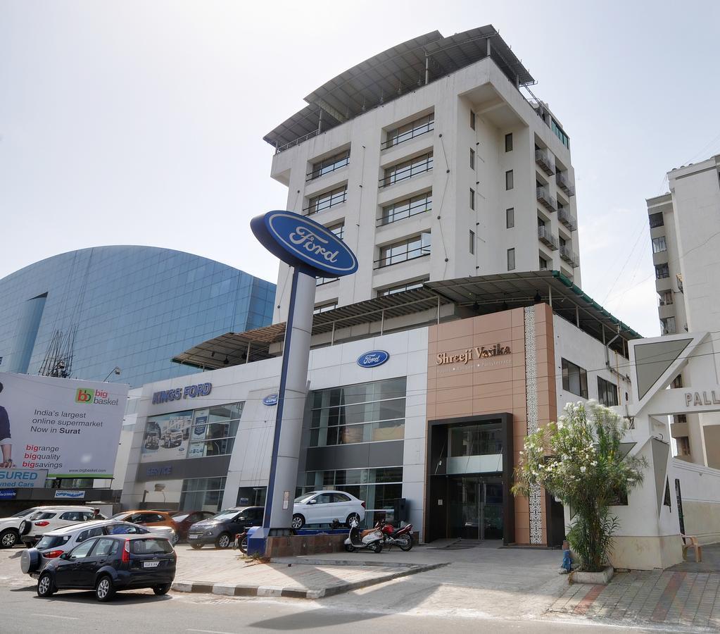 Shreeji Vatika Hotel Surat Esterno foto